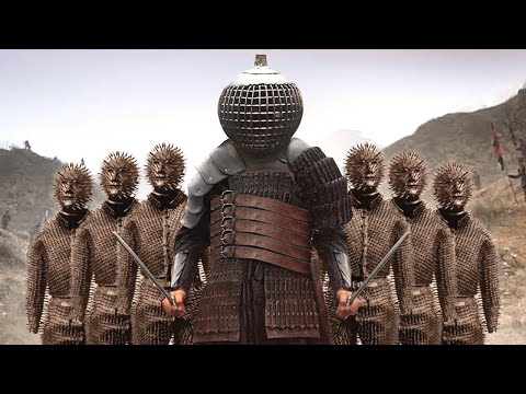 Видео: Таких странных доспехов вы еще точно не видели!