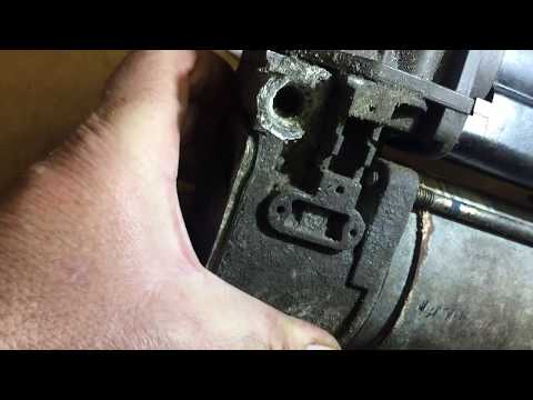 Видео: Jaguar XJ 350 - Неисправность пневматической подвески!