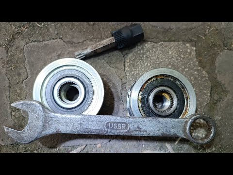 Видео: Замена обгонной муфты генератора на 1.8 TSI CDA VAG Skoda (шкив генератора)