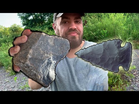 Видео: Как сделать наконечник стрелы из речного камня