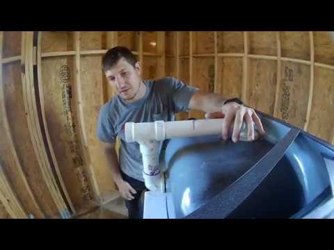 Видео: #79 Сантехник в США. Подробная установка ВАННЫ!