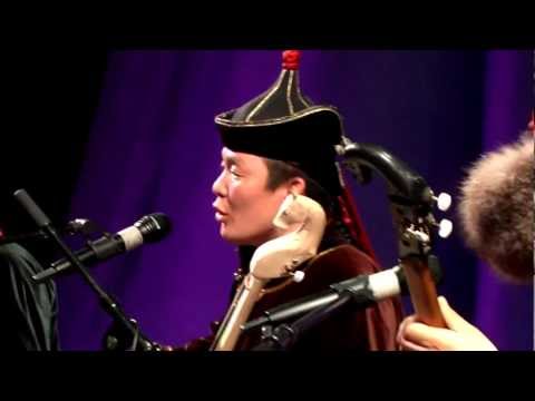 Видео: Ансамбль «Тыва» песня «Эрте шагдан чуртум чуве»