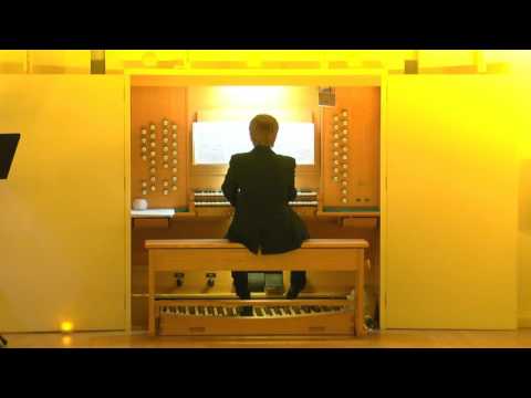 Видео: Isaac Albeniz, Asturias for organ pedal solo / И.Альбенис Астурия