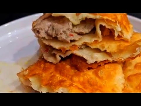 Видео: ЧЕБУРЕКИ СОЧНЫЕ ДОМА .#готовимподомашнему
