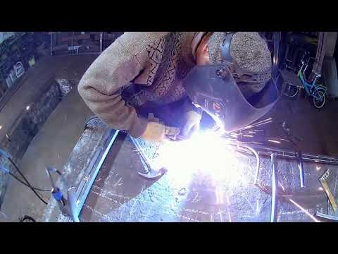 Видео: Ворота и раздвижной навес финиш