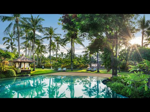 Видео: Обзор отеля на лучшем курорте Бали! Hotel Santika Siligita Nusa Dua