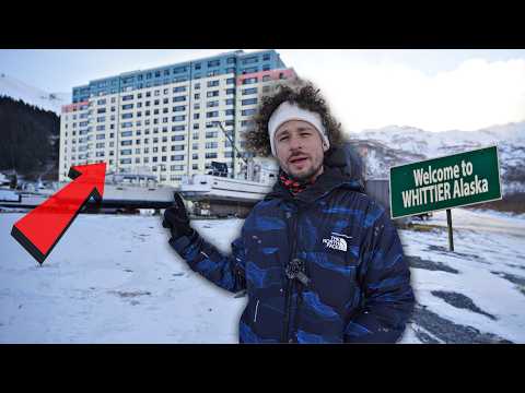 Видео: В этом городе все живут и работают в одном здании: каково оно внутри?