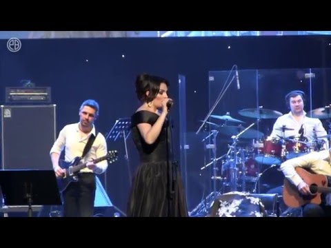 Видео: Елена Ваенга. БКЗ Октябрьский 12.02.2016. Второе отделение.