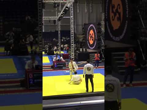 Видео: Мусабек Ерназ vs Ернар Жанатбек Чемпионат Казахстана по Джиу-Джитсу