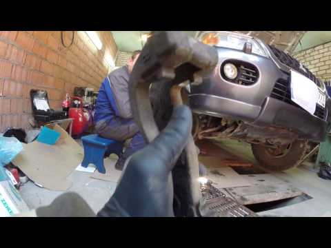 Видео: Ремонт передних Суппортов Pajero Sport 1 Машина для рыбалки и охоты.