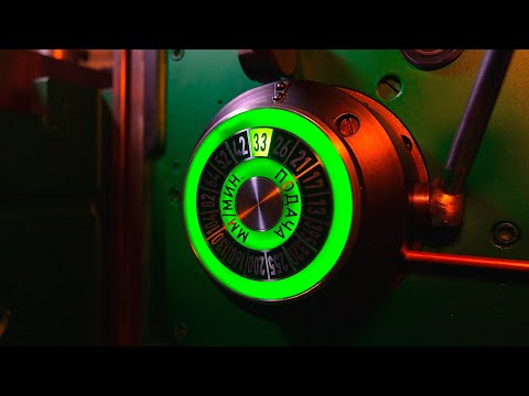 Видео: Табличка на станок с индикацией - фрезерный шедевр!