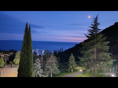 Видео: 11) На зиму в Абхазию -4. Приехали в дом отдыха "Солнечный" на Холодной речке