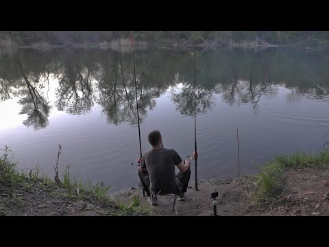 Видео: Рыбалка на сома в апреле. Ловля на живца