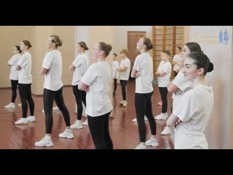 Видео: Открытый урок по эстрадному танцу (Хип-хоп)