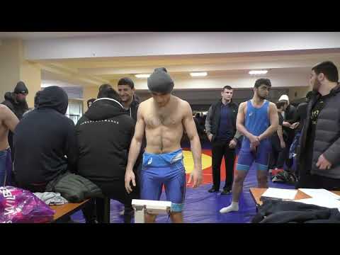 Видео: Взвешивание борцов до 79 кг.