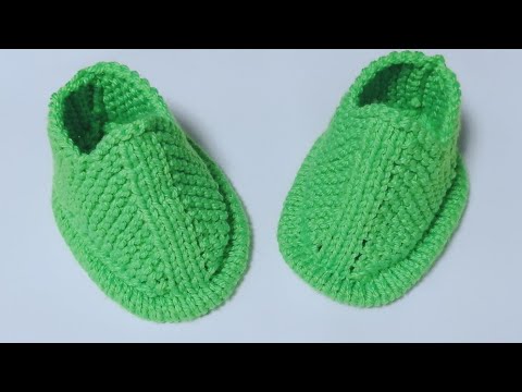 Видео: пинетки на двух спицах