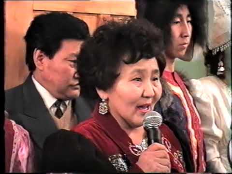 Видео: Открытие здания Центра культуры "Тускул" с.Хатассы. 12.12.1996г.