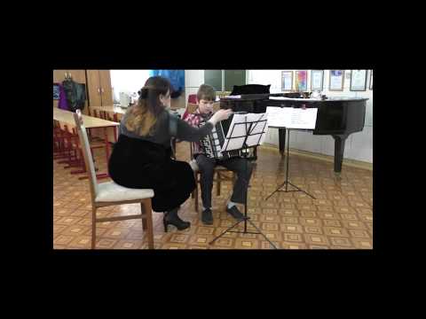 Видео: Васильева Евгения Владимировна. Развитие образного мышления в процессе работы над штрихами