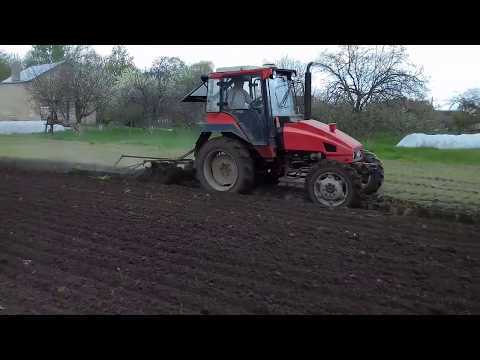 Видео: ВТЗ-2048А пашет огород