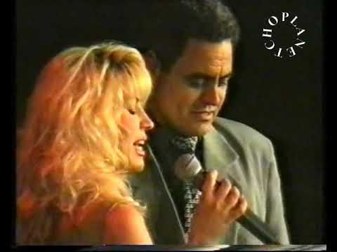 Видео: Екстра Нина - Затвори очи / Extra Nina - Zatvori ochi 1996 (Live)