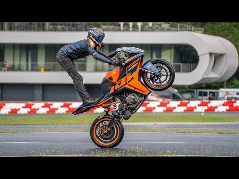 Видео: KTM RC 390 2022 ТЕСТ ТРЮКОВ I RokON vlog 128