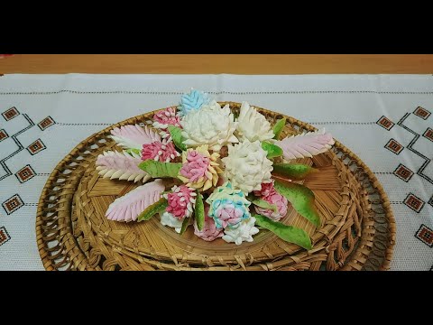 Видео: цветы из маршмеллоу. Без крема и мастики...маленький букет!