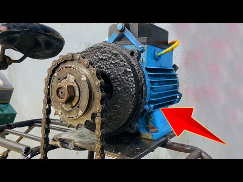 Видео: Фермер прикрепил старый водяной насос к велосипеду! Превратил обычный велосипед в супербыстрый элект