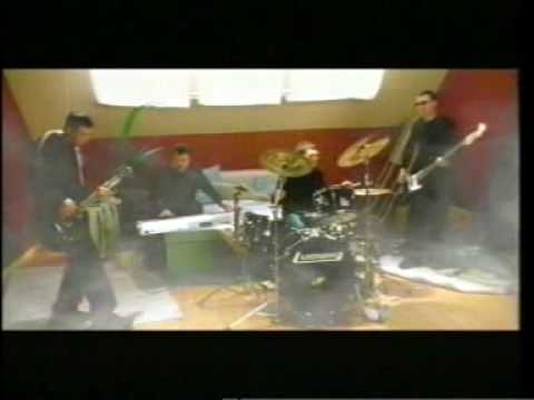 Видео: Смысловые Галлюцинации - Зачем топтать мою любовь (клип 2001)