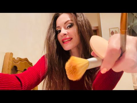 Видео: АСМР🌹Макияж подруге любимой косметикой. ASMR Makeup.