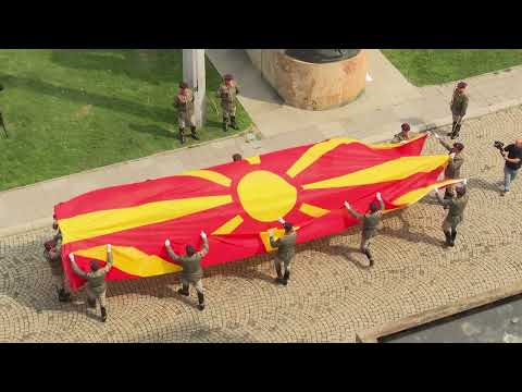 Видео: Церемонија на подигнување на државното знаме пред Собранието 29092025