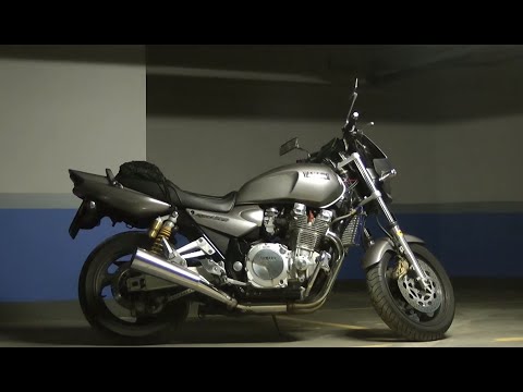 Видео: БигЧОК (YAMAHA XJR1300)