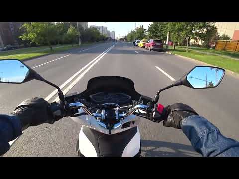 Видео: 243 Honda PCX 125 e:Hev 2021. Бенз + ЭЛЕКТРО.