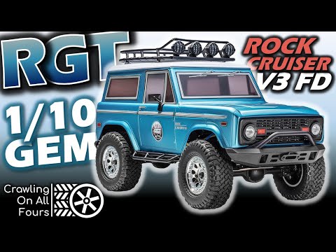 Видео: Распаковка и первый взгляд на бюджетную модель RC 1/10! - RGT Rock Cruiser V3 FD