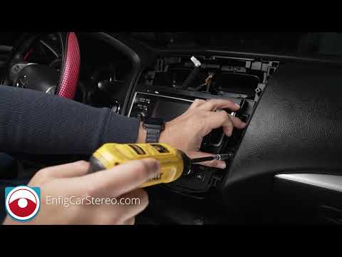 Видео: Снятие магнитолы Nissan Altima 2016-2018