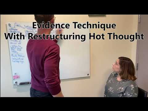 Видео: Демонстрация сеанса когнитивно-поведенческой терапии | Часть 3: Метод доказательства с реструктур...