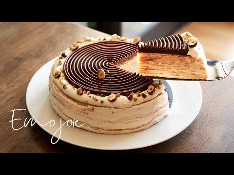 Видео: Как приготовить блинный торт по-французски Mille-Crepe Recipe