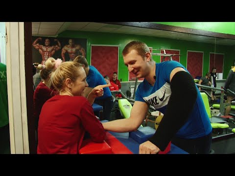 Видео: Слуцк спортивный. Соревнования по армрестлингу и пауэрлифтингу Т-34