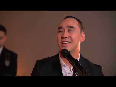 Видео: Қаздар қайтқанда - Ескірмейтін есті ән ғой шіркін😍.Орындау.: Нурсаят Серікбаев & Салтанат Муккшева