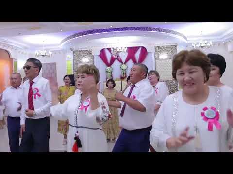 Видео: Гурьев облысы, Чапаев селосы, разветка  ауылы М.Горький орта мектеп бітіргендерге 40жыл