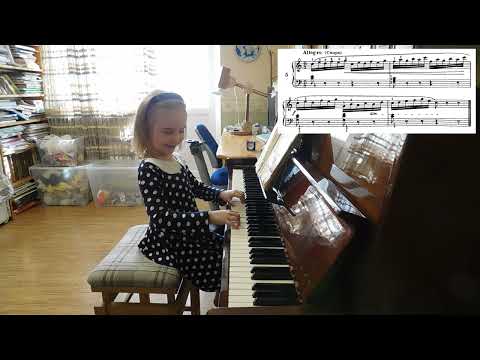 Видео: Ярослава Лемешкина, 5 лет. К.Черни. Избранные этюды, ч.1, № 5. Развитие навыка транспонирования.