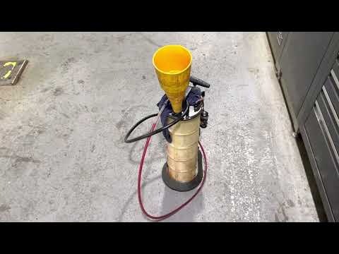 Видео: Инструкция по замене жидкости заднего дифференциала Lexus RX450h Hybrid 2010–2022 годов выпуска