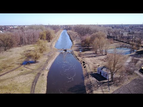 Видео: Водне дзеркало річки Остер, що протікає в місті Ніжині.