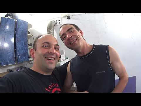 Видео: Opel Omega B, замена штатных линз на hella 3R bleck edition