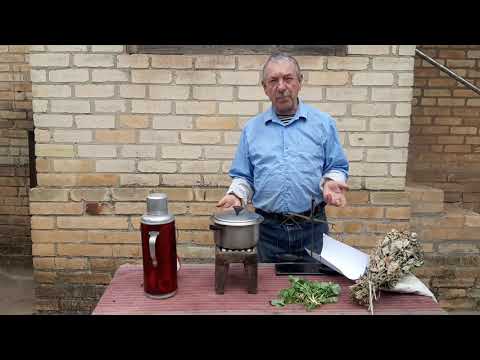 Видео: ПАСЕКА.ПЧЕЛОВОДСТВО. Приготовление раствора чистотела для обработки пчёл и ульев.