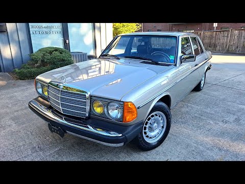 Видео: Продается Mercedes 300D 1985 года, пробег 18 000 миль!!!
