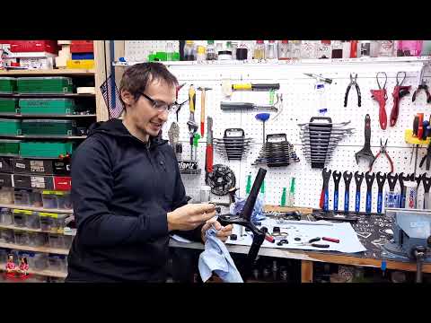Видео: ТО вилки в домашних условиях на примере RockShox SID