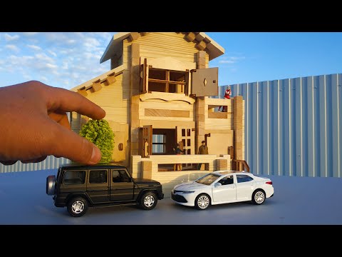 Видео: Строю дом в городе для машинок моделек! Деревянный конструктор  Лесовичек Домик 5 распаковка и обзор