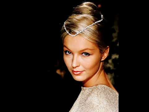 Видео: Марина Влади. 60 фотографий.