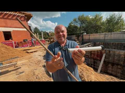Видео: Строительство ГАРАЖА С ЦОКОЛЬНЫМ ЭТАЖЕМ. Строительство дома в Москве.