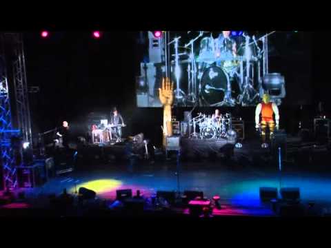 Видео: Пикник - Театр абсурда